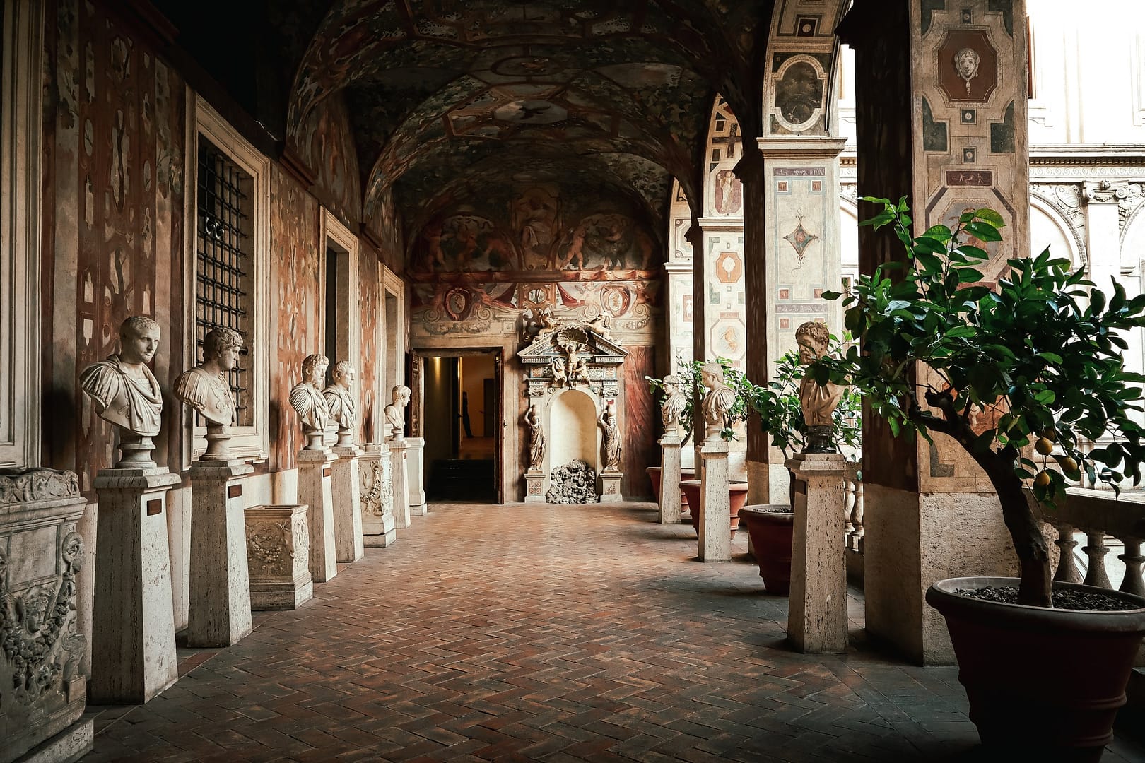 Milk and Chaos | Η Στιγμή και η Απόσταση